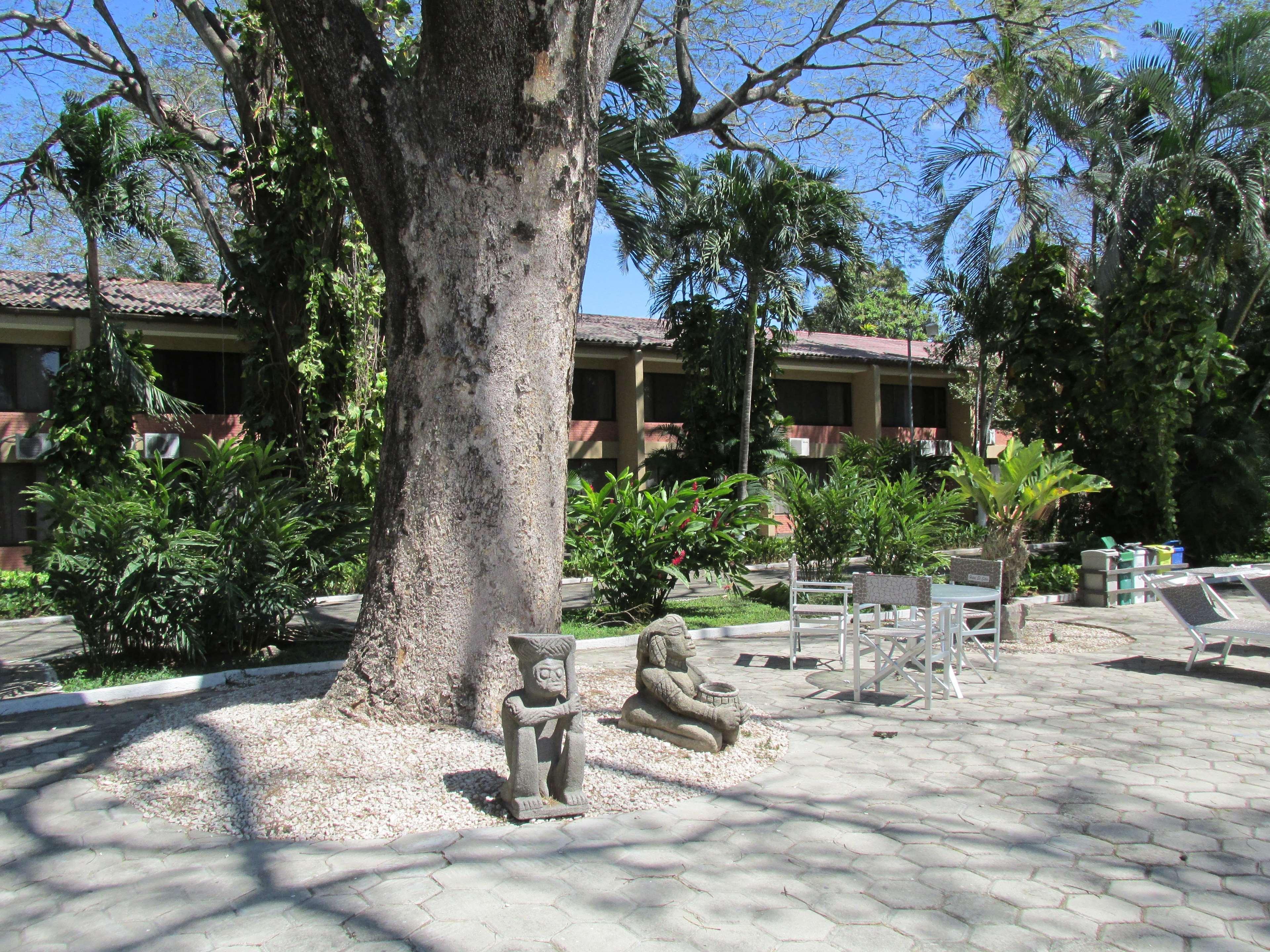 Best Western El Sitio Hotel & Casino Liberia Exterior photo
