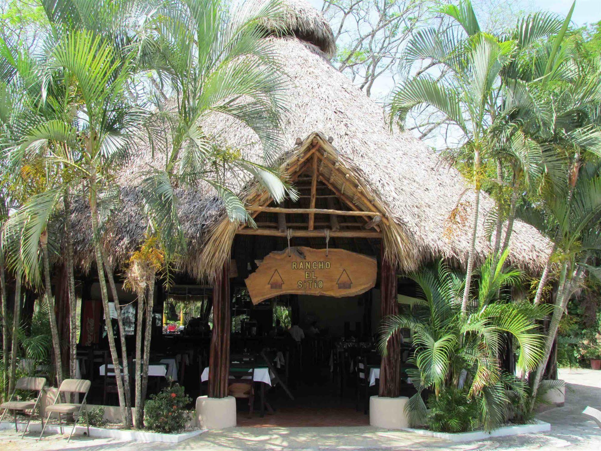 Best Western El Sitio Hotel & Casino Liberia Exterior photo