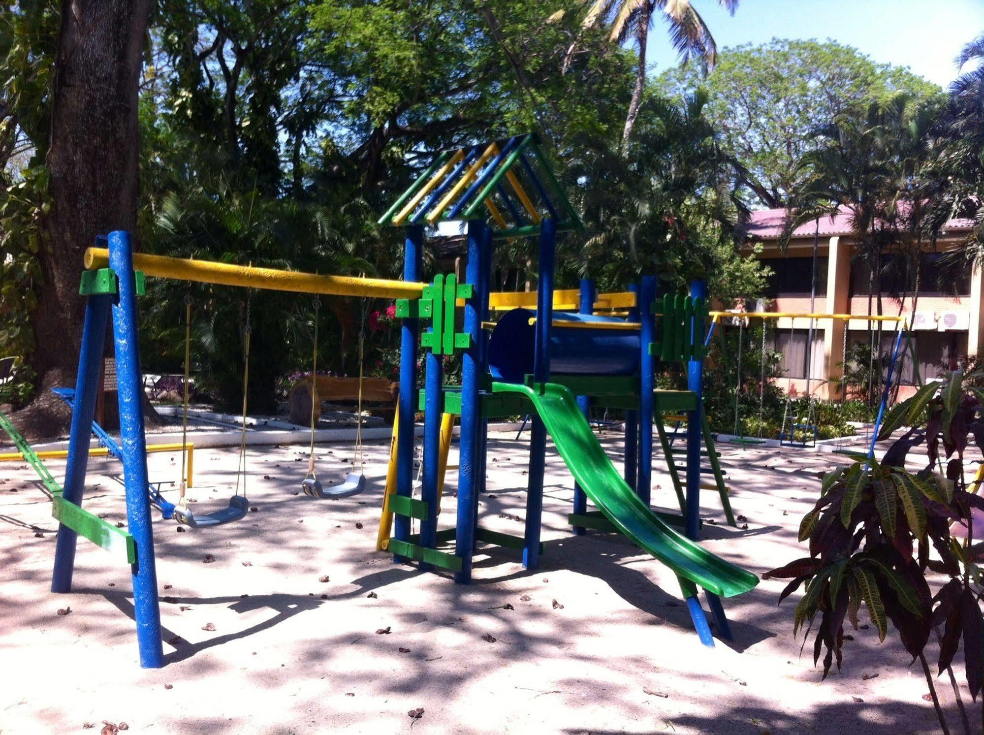 Best Western El Sitio Hotel & Casino Liberia Exterior photo